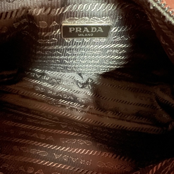 Prada re edition 2005 - Picture 4 of 6